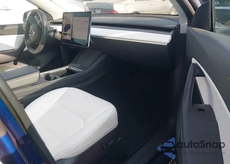 2022 Tesla Model Y Performance Dual Motor All-Wheel Drive from USA, damaged, VIN 7SAYGDEF1NF466292